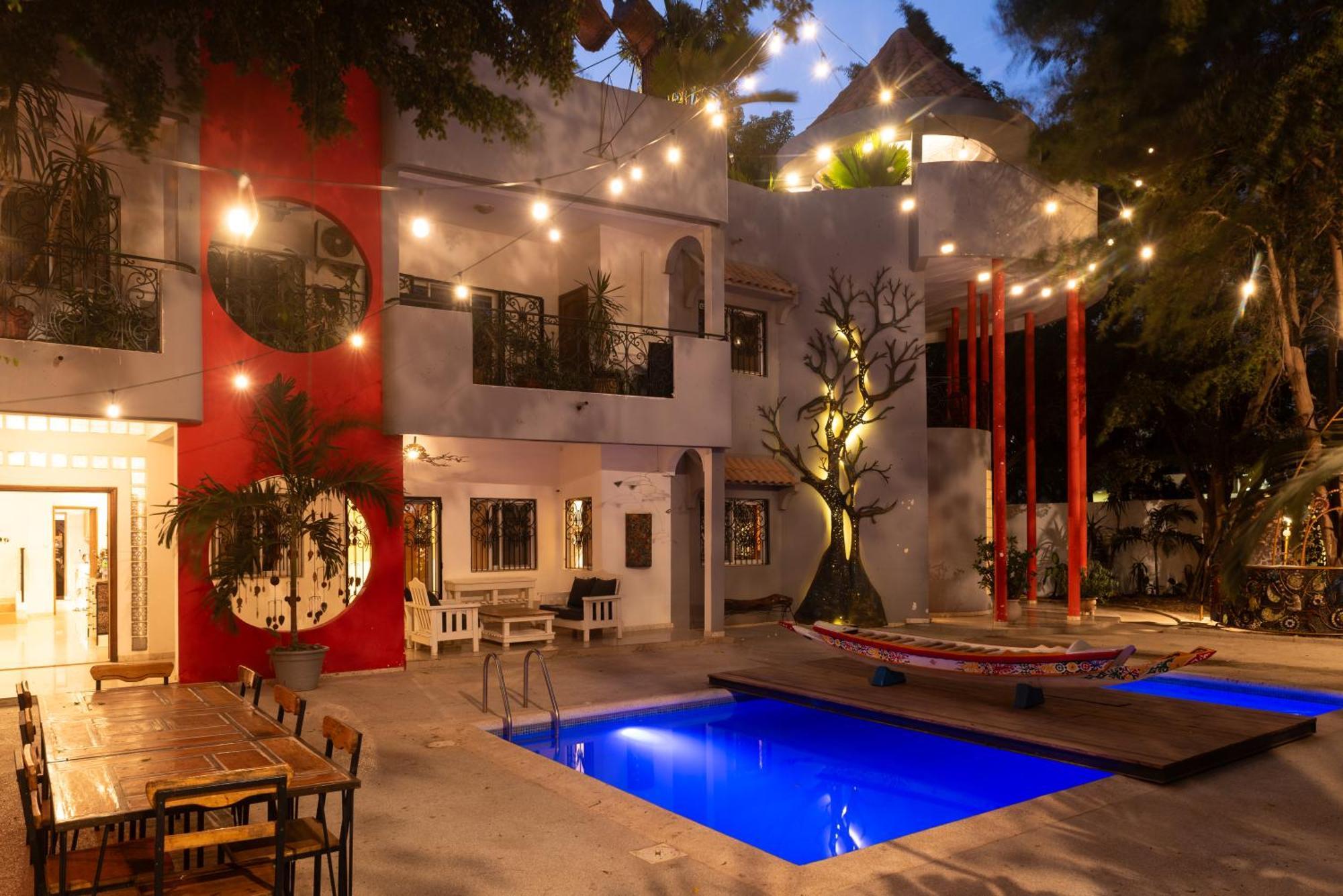 Hotel Loman Art à Dakar Extérieur photo